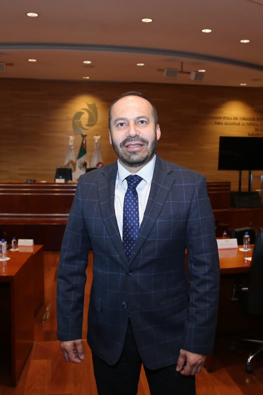 Magistrado Edwin Cruz en el Tribunal Superior de Justicia del Estado de México